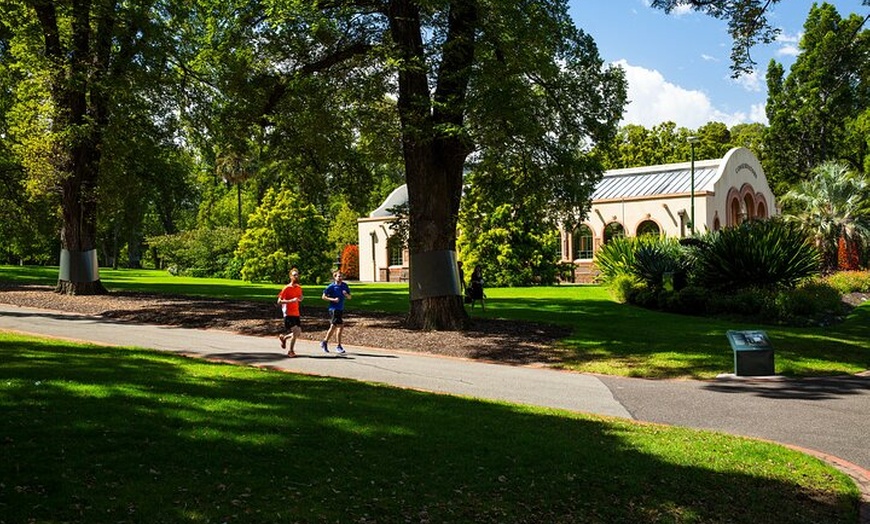 Image 4: East Melbourne Walking Tours