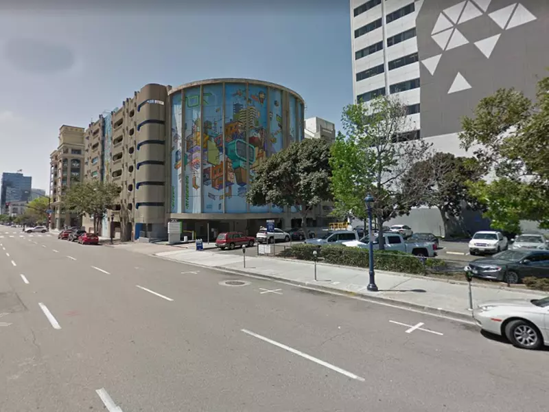 Parking at [SD95] 725 Broadway Lot