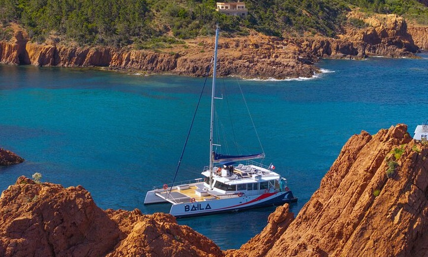 Image 6: L'Après midi Farniente en Catamaran dans l'Estérel Saint Raphaël