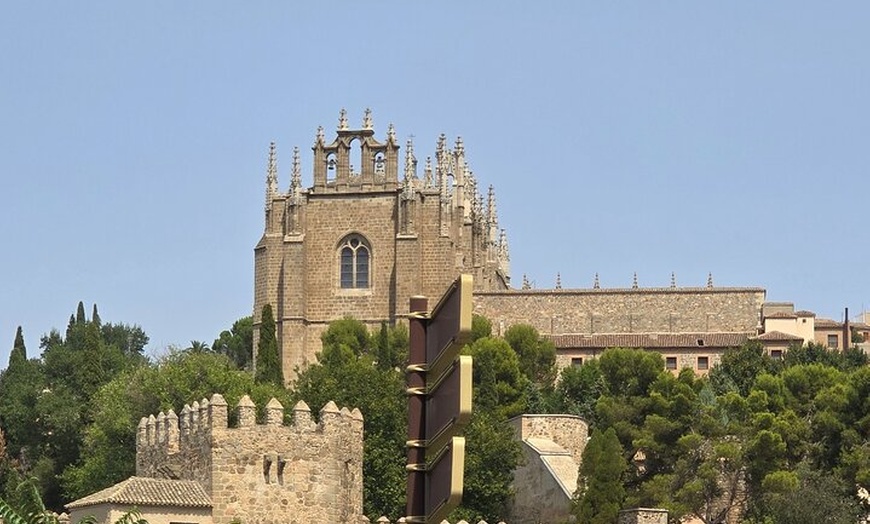 Image 24: Tour Toledo desde Madrid : Catedral, Sinagoga & Iglesia de Santo Tomé