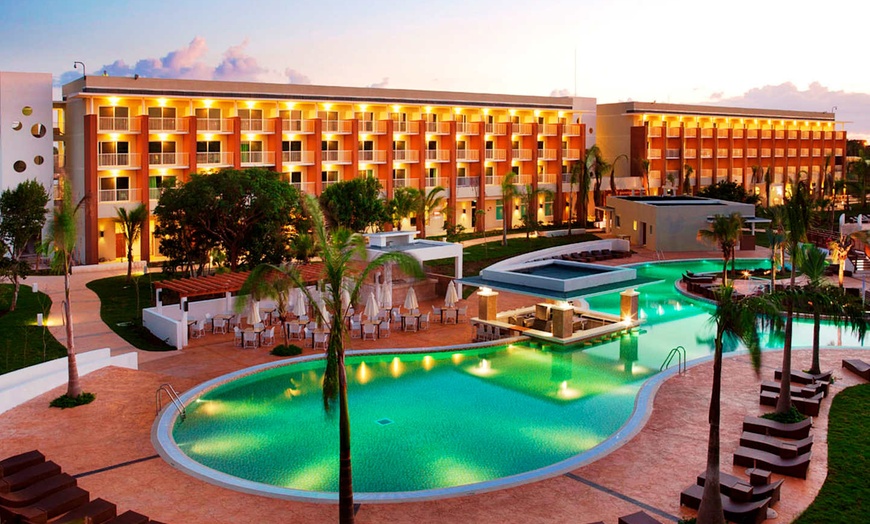 Image 11: ✈ CUBA | La Havane - Combiné Hotel Nacional & Playa Vista Azul 5* -...