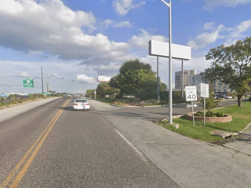 Parking at Hilton St Louis Airport