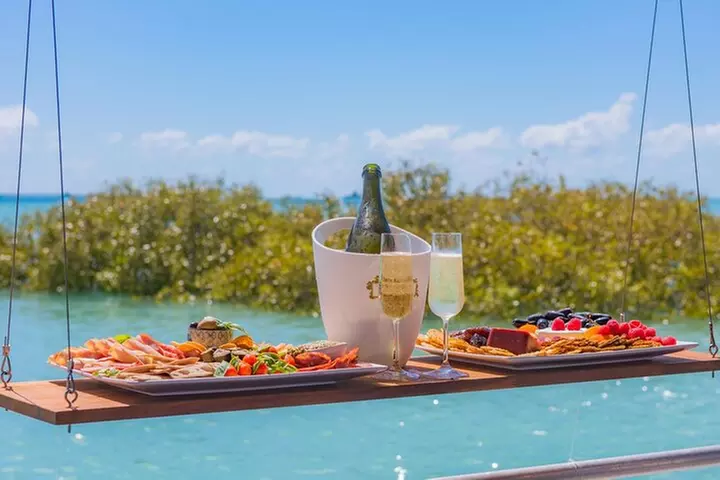 SCENIC AND PREHISTORIC CRUISE - Sparkling Wine & Gourmet Platters