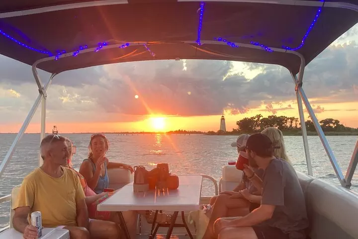 2-Hour Date Night and Sunset Cruise Near New Orleans