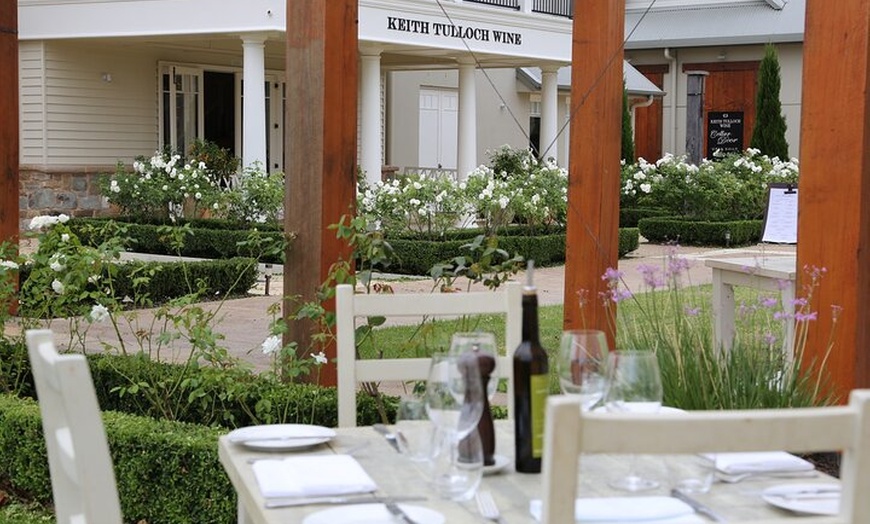 Image 6: Sydney to Hunter Valley Wine Tour | Gin, Lunch, Chocolatier Visit