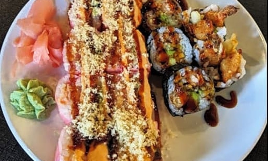 Image 5: 8% Cash Back at Asian Bistro