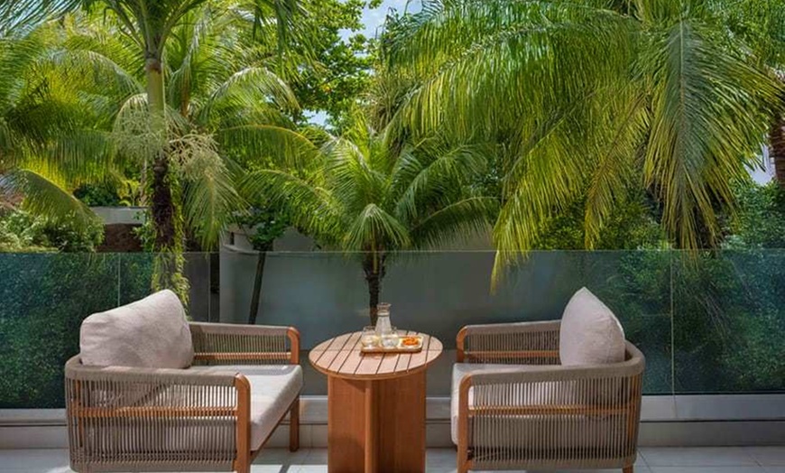 Image 3: ✈ SEYCHELLES | Île de Mahé - Avani+ Barbarons Seychelles 4*, 5 nuit...