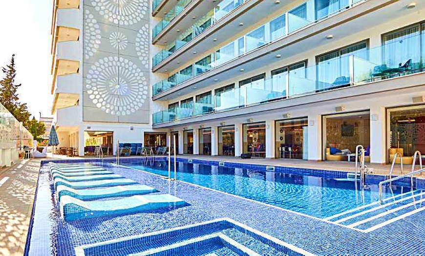 Image 1: ✈ MAJORQUE | El Arenal - Indico Rock - Adults Only 4* - Adultes uni...