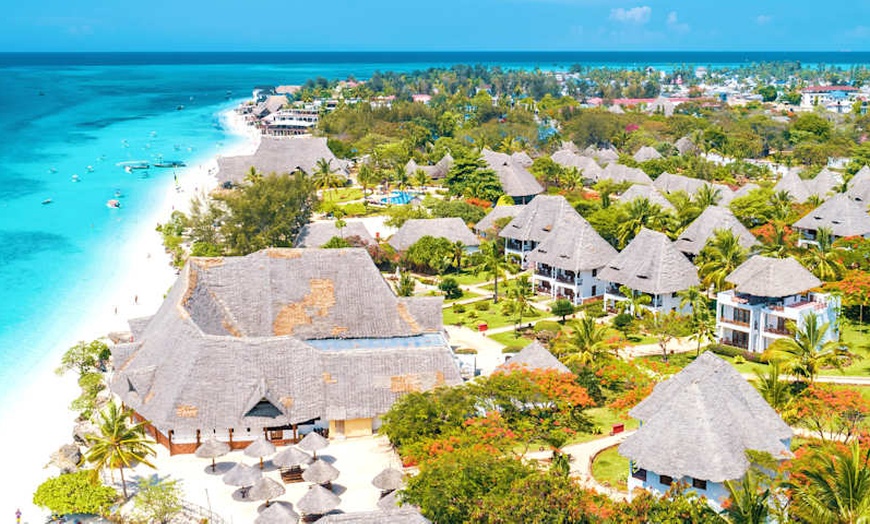 Image 1: ✈ ZANZIBAR | Nungwi - Tanzanite Beach Resort 3* - Naprzeciwko morza