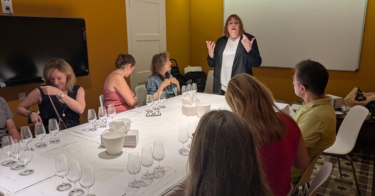 Experiencia de vino y aroma en Barcelona
