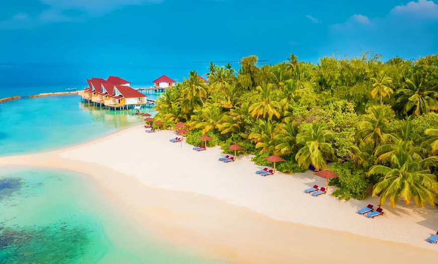 Image 1: ✈ MALDIVES | Nord d'Ari Atoll - Ellaidhoo Maldives by Cinnamon - Pi...