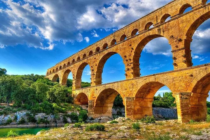 Pont du Gard, Avignon et Châteauneuf-du-Pape en journée privée - Primary Image