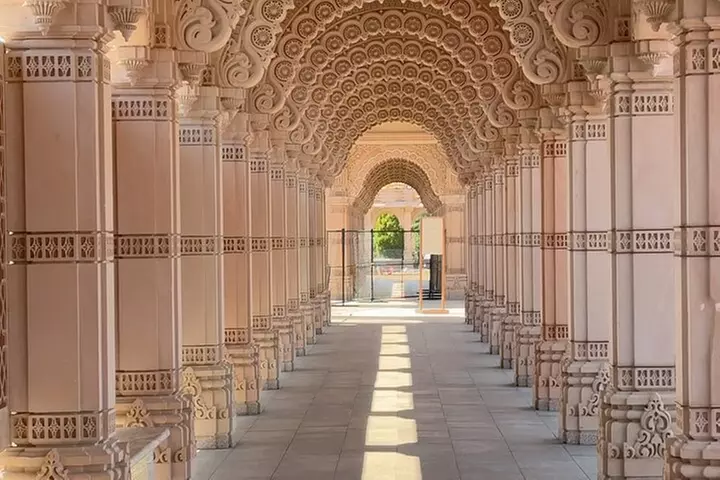 Explore the Hindu Temple a Spiritual Gem Near New York