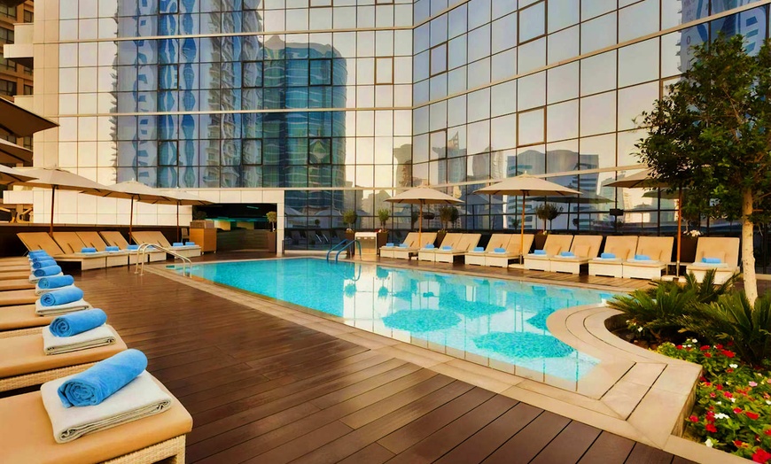Image 3: ✈ EMIRATI ARABI UNITI | Dubai - TRYP by Wyndham Dubai avec activité...