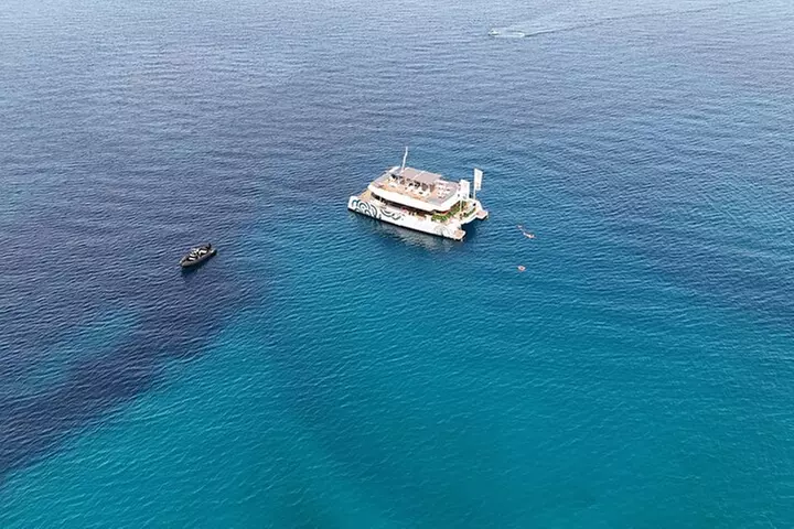 Croisière en Catamaran Excursion dans le Golfe d'Ajaccio 6H