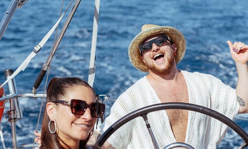 Image 21: Yate a vela privado por la Bahía de Palma y calas cercanas