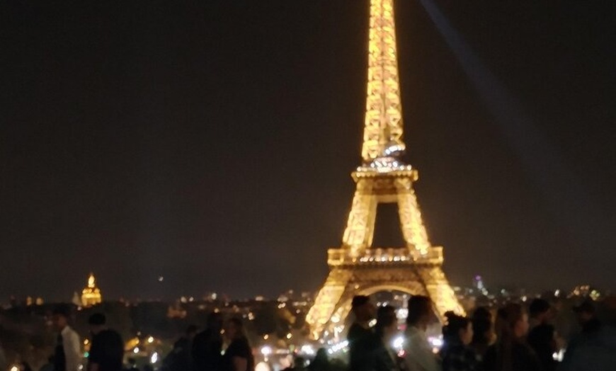 Image 18: Tour Eiffel en ascenseur au deuxième étage et sommet facultatif
