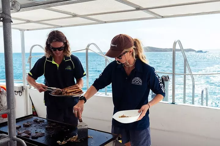 Great Keppel Island Snorkel and Glass Bottom Boat Experience - Image 7