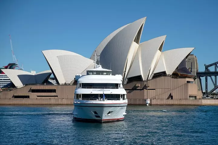 Sydney Harbour View Lunch Cruise from Circular Quay - Primary Image