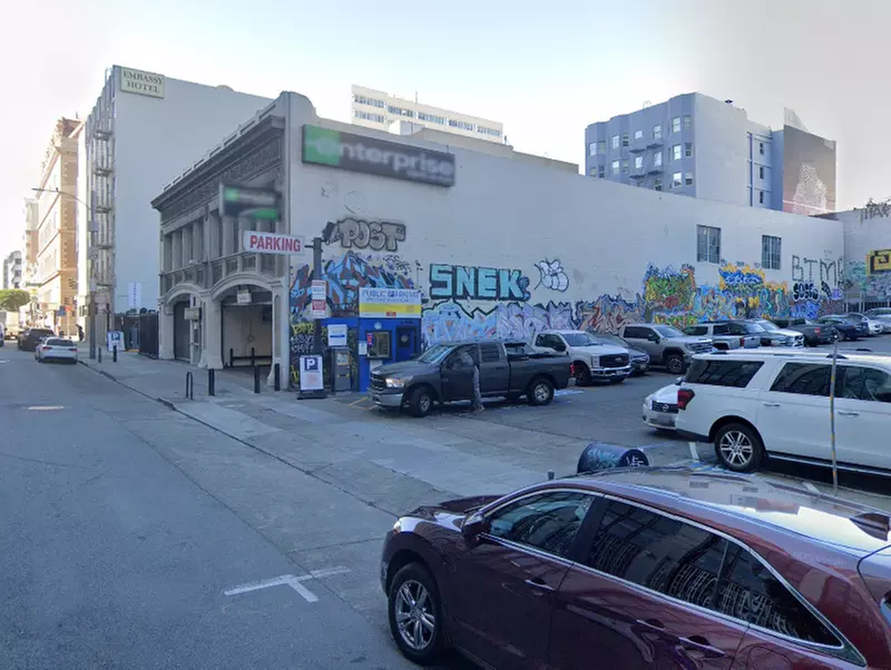 Parking at 530 Turk St. Lot