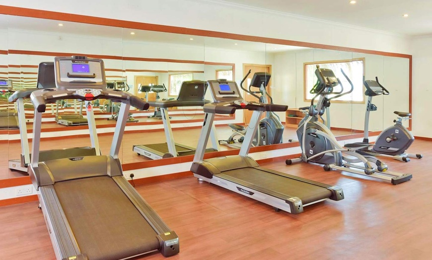 Image 12: ✈ MALDIVES | Baa Atoll - Dreamland The Unique Sea & Lake Resort / S...