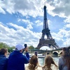 Image 5: Guided Luxury Paris Day Trip with Optional Lunch at the Eiffel Tower
