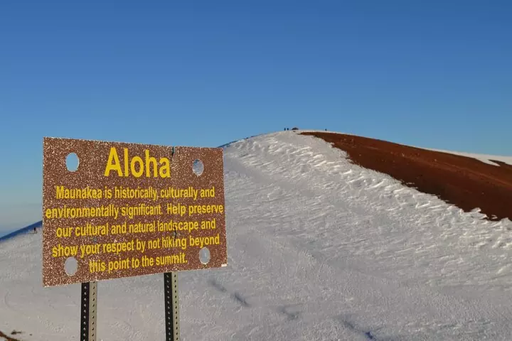 Mauna Kea Summit Tour with Free Night Star Photo