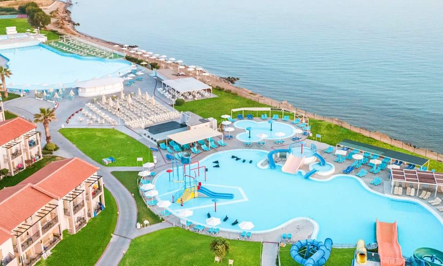 Image 1: ✈ KOS | Tigaki - White Olive Marine Aquapark Resort 4* - Idéal famille