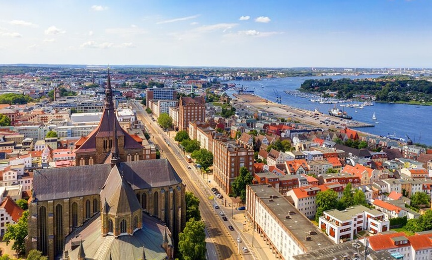 Image 7: Wunderschöner Landausflug nach Rostock und Warnemünde für Kreuzfahr...