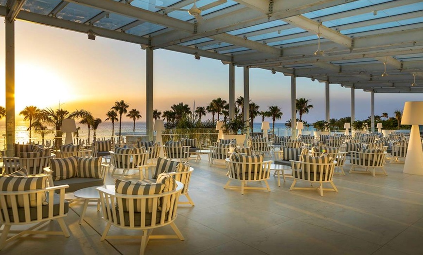 Image 6: ✈ CYPR | Protaras - Constantinos The Great Beach Hotel 5* - Naprzec...