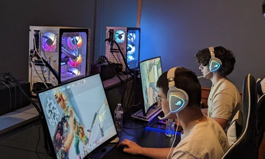 Image 2: $20 For 8 Hours Of Gaming (Reg. $40)