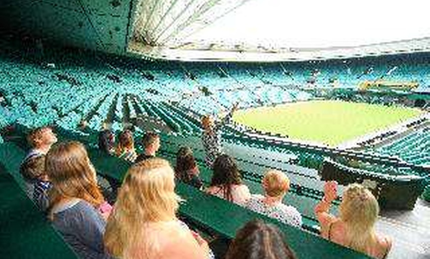 Image 2: ✈ WIELKA BRYTANIA | Londyn - Holiday Inn Express London - Wandswort...