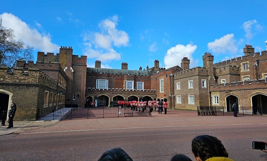 Image 5: Changing of the Guard Experience