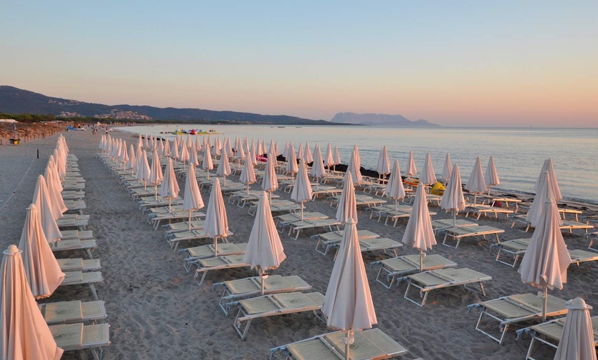 Image 2: ✈ SARDAIGNE | Budoni - Valtur Baia dei Pini 4* - Tout inclus