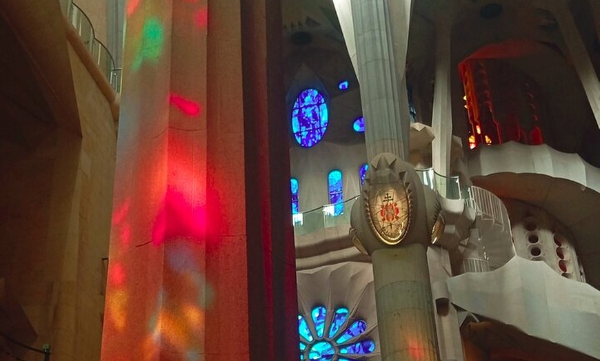 Image 5: Tour en grupo pequeño por la Sagrada Familia