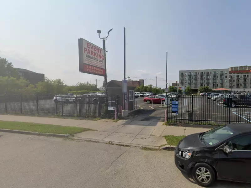 Parking at Peterboro Lot