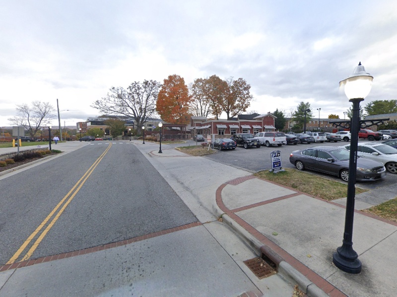 Parking at Turner Lot
