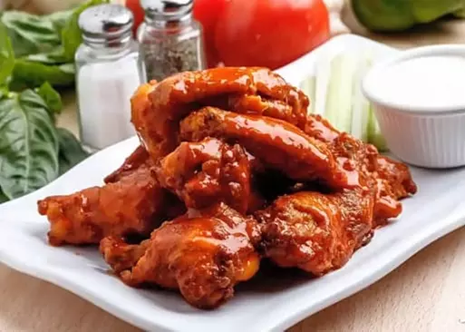 5% Cash Back at Theo's Pizza