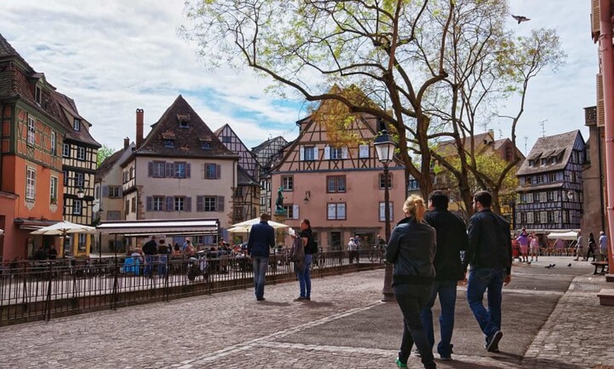 Image 6: Bonjour Colmar : Privé 2 - Heure Intro City Walk avec Guide Local