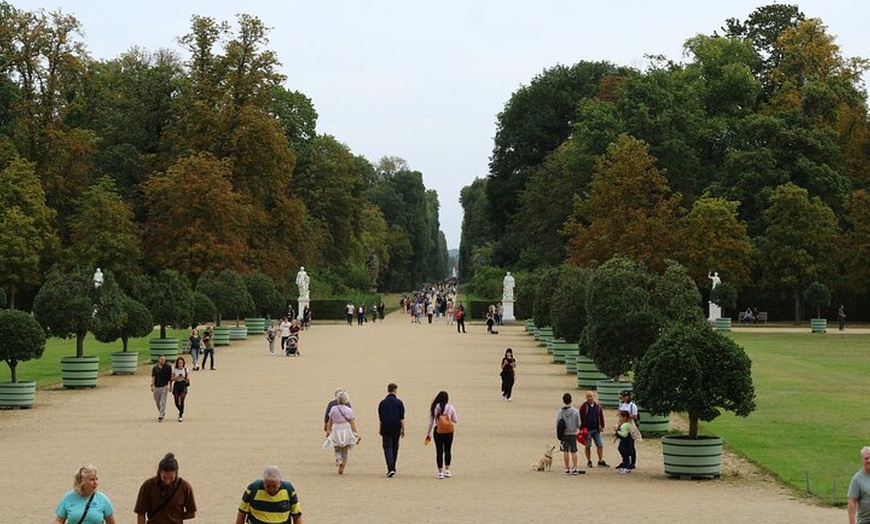 Image 20: Versailles Palace & Tour Eiffel : Excursion d'une journée à Paris a...
