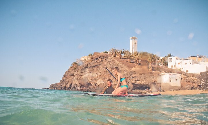 Image 8: Curso de iniciación al SUP en la pintoresca bahía de Morro Jable