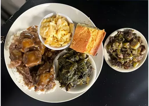 5% Cash Back at Deja Blue