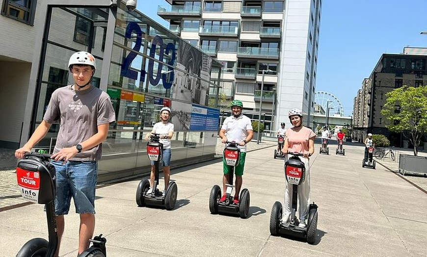 Image 2: Klassische Segway Tour in Köln Entdecken Sie die Highlights