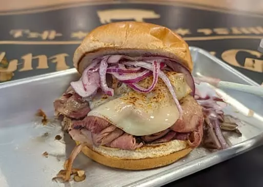 5% Cash Back at Beach Avenue BBQ