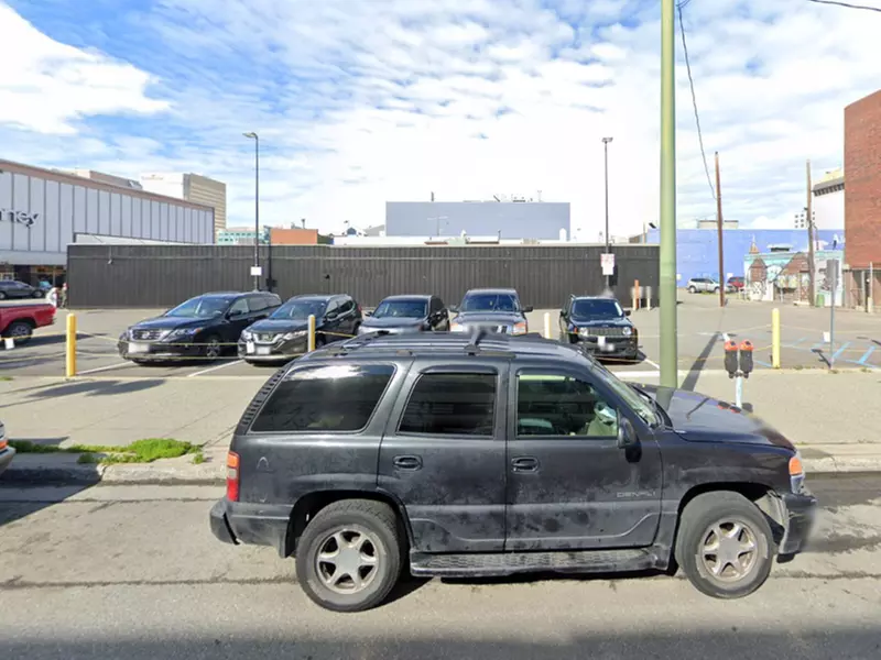 Parking at [5084] 436 D St. Lot