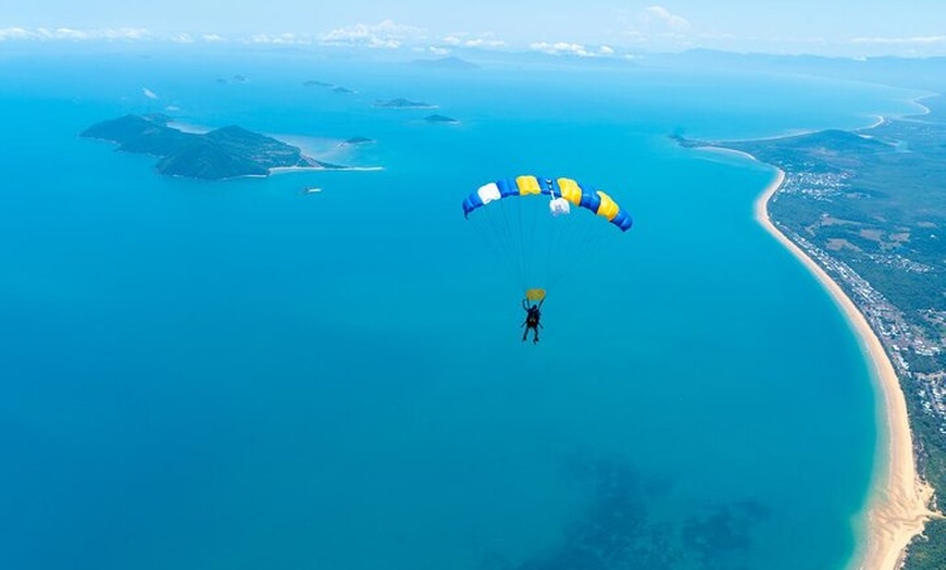 Image 6: From Cairns: Tandem Skydive Experience over Mission Beach