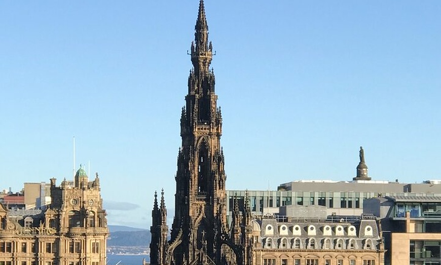 Image 33: Private Day Tour of Edinburgh Gin and Tasting Experience