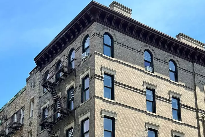 Friends' Locations Tour