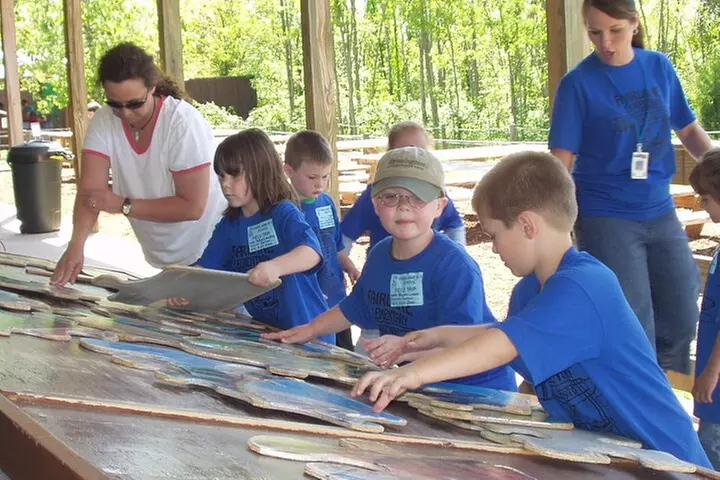Dinosaur World Cave City
