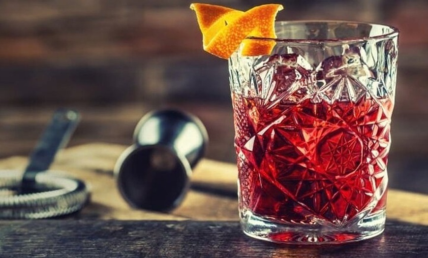 Image 16: Tour de tapas vegetarianas y comida a pie en Gracia